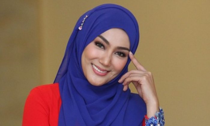 Erra Fazira Buat Kejutan Untuk Shahir Di Instagram