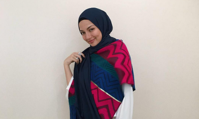 Neelofa Selamat Berlepas Ke Mekah